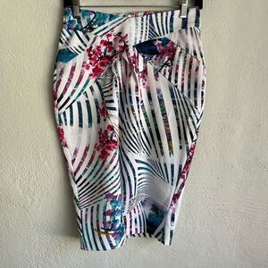 Cooper St Woman Floral Print Lined Pencil Skirt, Size 4